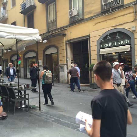 Appartamentino 116 Via Chiaia Napoli Eksteriør bilde