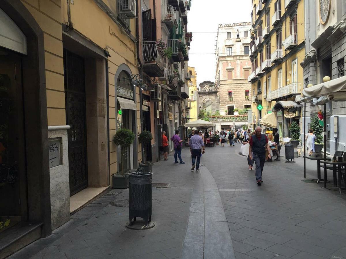 Appartamentino 116 Via Chiaia Napoli Eksteriør bilde