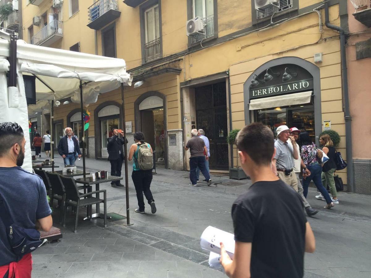 Appartamentino 116 Via Chiaia Napoli Eksteriør bilde