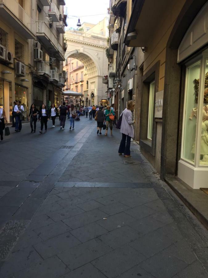 Appartamentino 116 Via Chiaia Napoli Eksteriør bilde